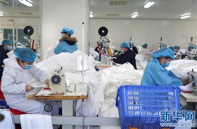 江西:開足馬力生產防護用品 全力保障市場供應