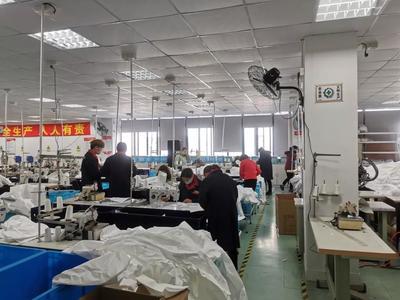 這就是上海“抗疫”速度!5天完成轉產,周浦這家企業的防護服開工生產了!